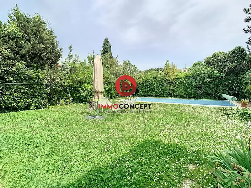 Maison, 157 m²