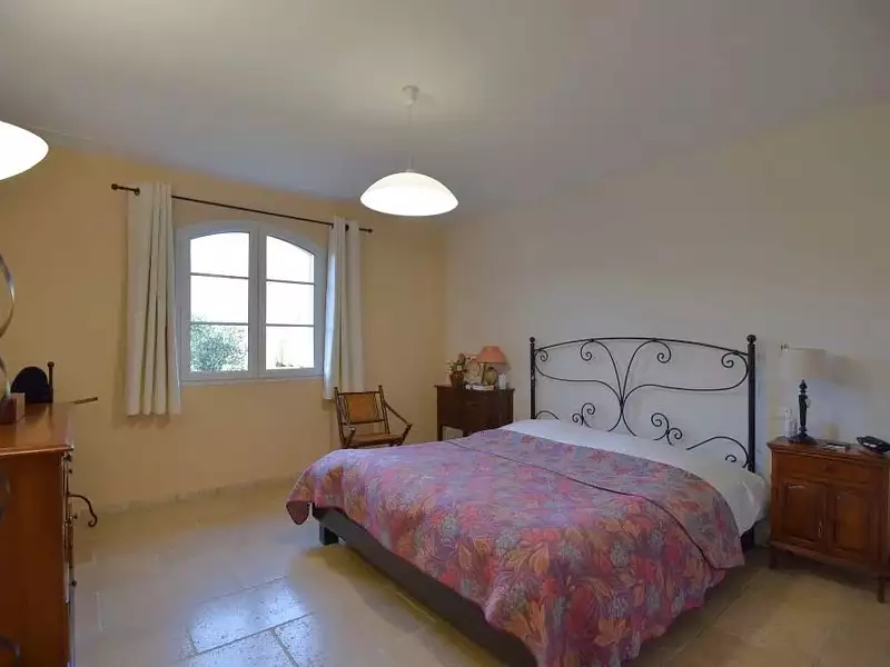 Maison, 326 m²