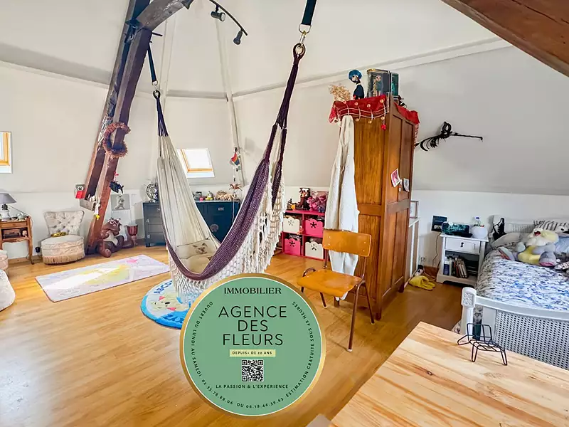 Maison, 235 m²