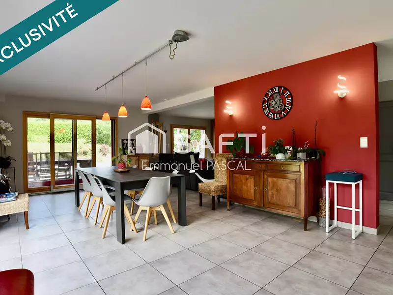 Maison, 180 m²