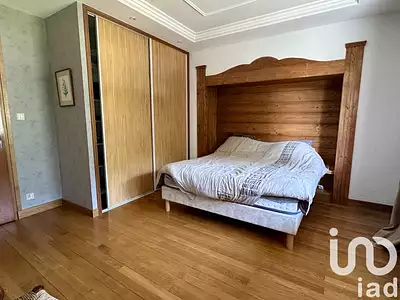 Maison, 202 m²