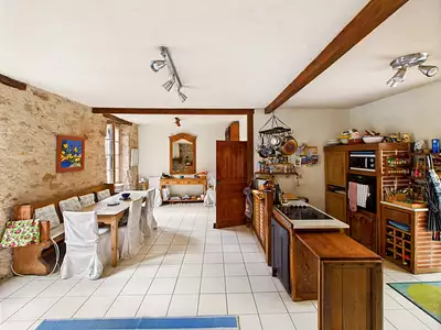 Maison, 270 m²