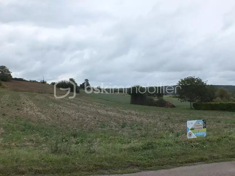 Terrain, 9 406 m²
