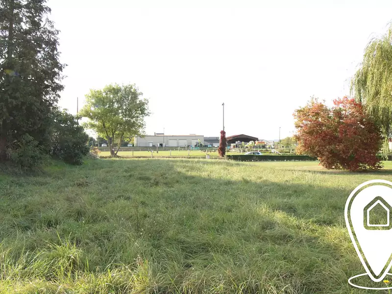 Terrain, 620 m²