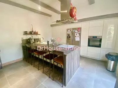 Maison, 300 m²