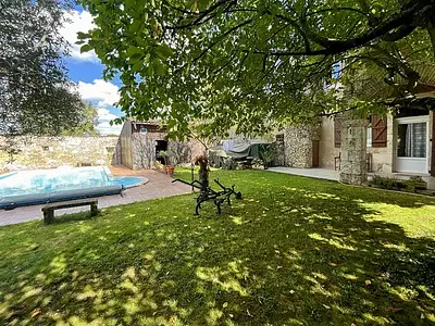 Maison, 270 m²