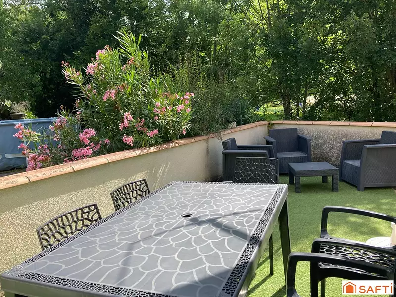 Maison, 237 m²