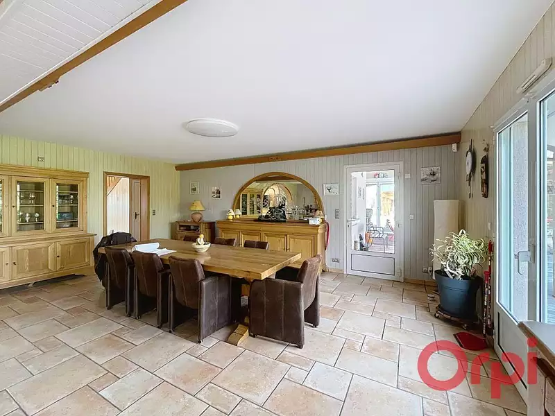 Maison, 315 m²