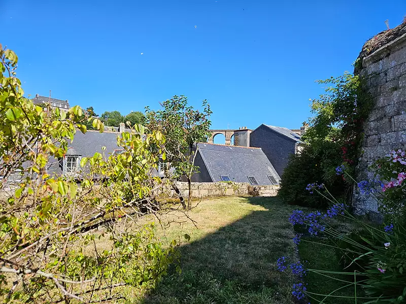 Maison, 246 m²