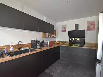 Maison, 232 m²