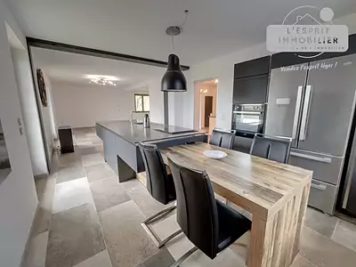 Maison, 201 m²
