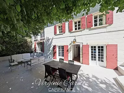 Maison, 233 m²