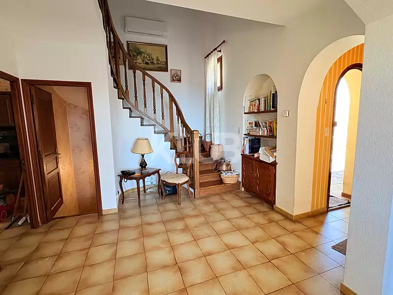 Maison, 210 m²