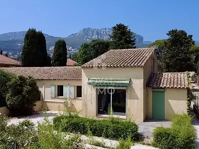 Maison, 121 m²