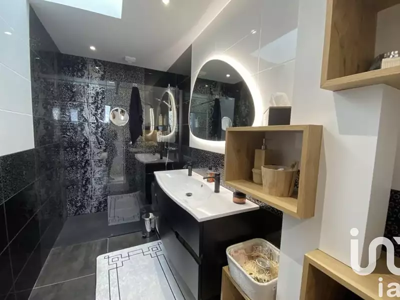 Maison, 164 m²