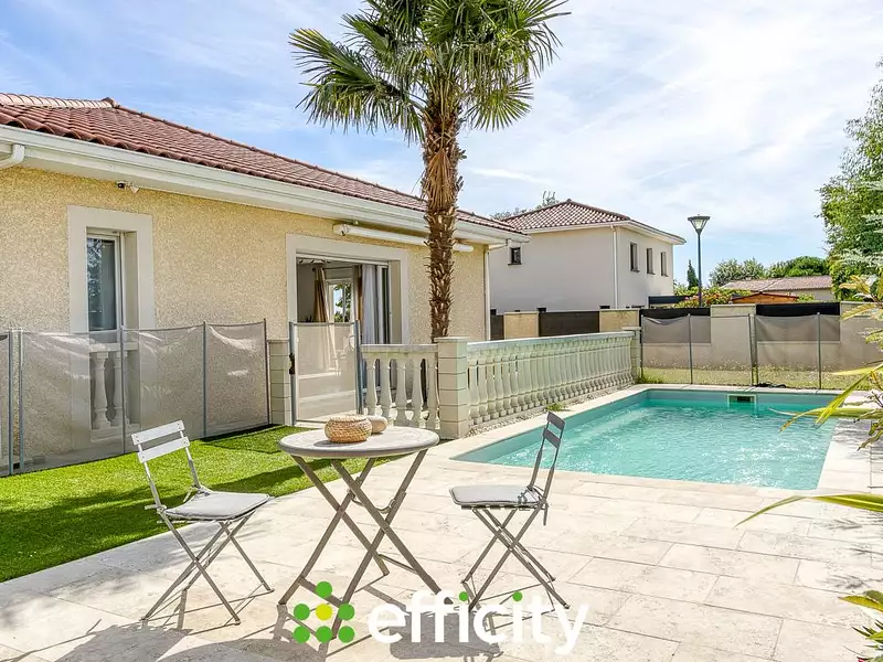 Maison, 136 m²