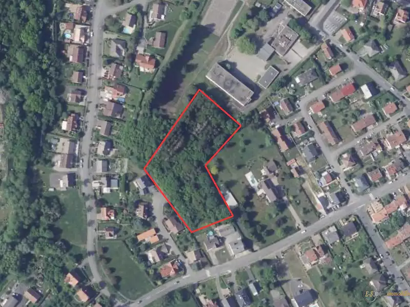 Terrain, 7 163 m²