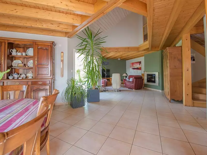 Maison, 159 m²