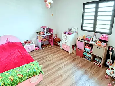 Maison, 220 m²