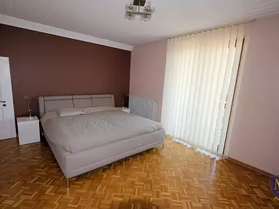 Maison, 179 m²