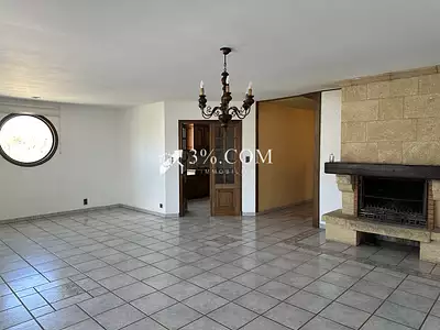 Maison, 639 m²
