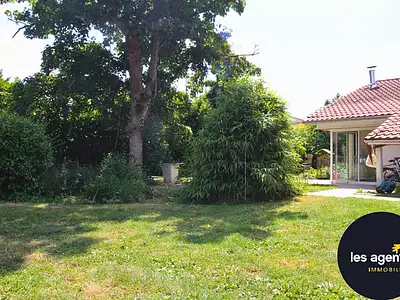 Maison, 252 m²