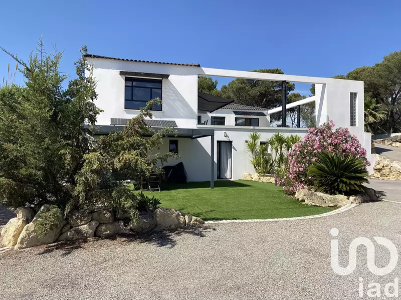 Maison, 310 m²