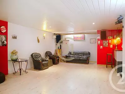Maison, 285,44 m²