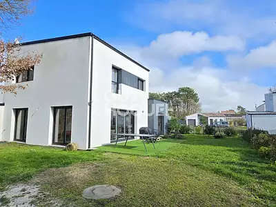 Maison, 116 m²