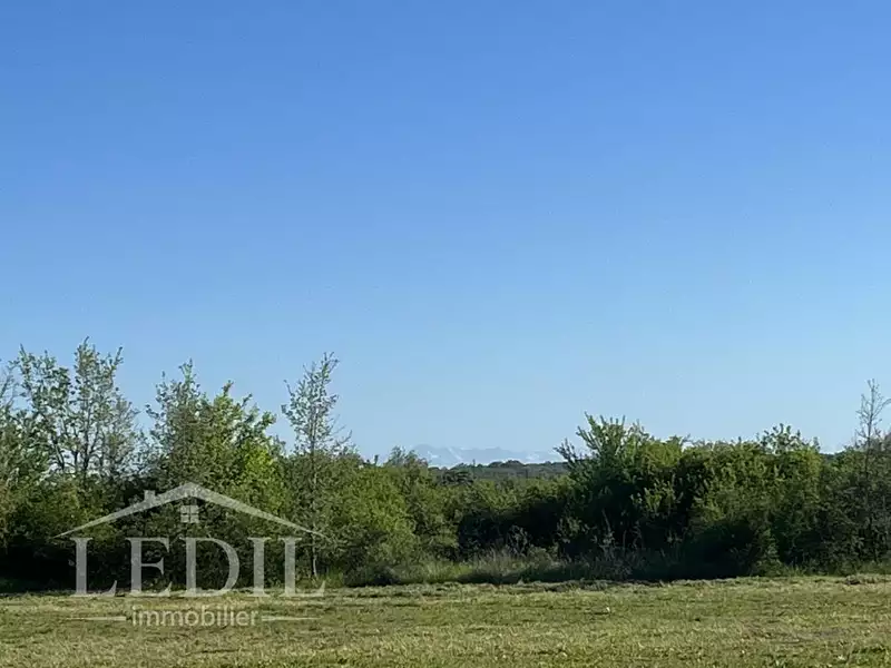 Terrain, 6 448 m²