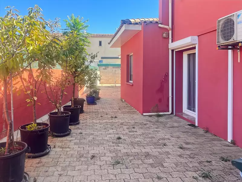 Maison, 230 m²
