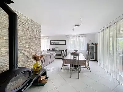 Maison, 167 m²