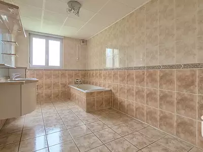 Maison, 145 m²