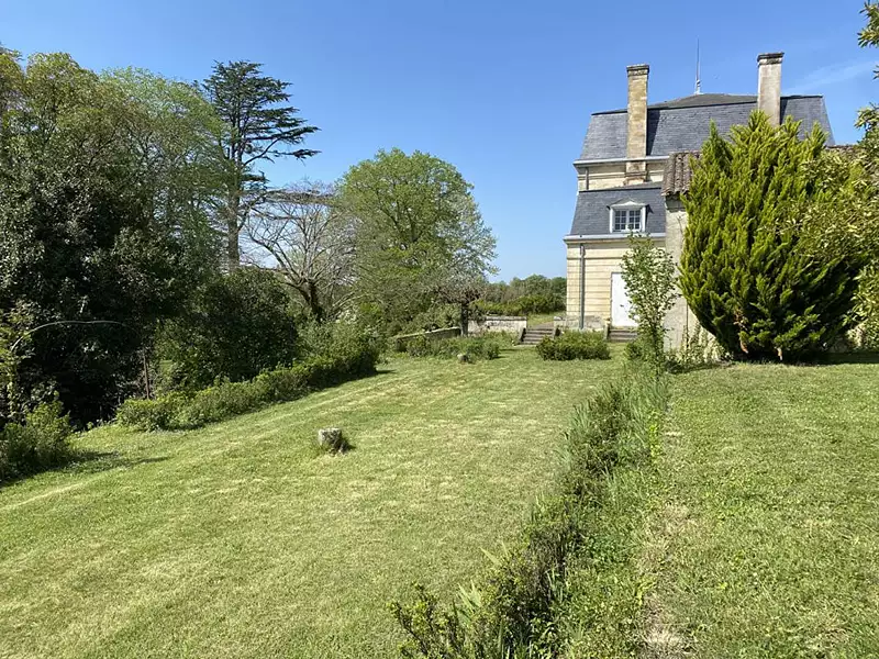 Maison, 2 500 m²