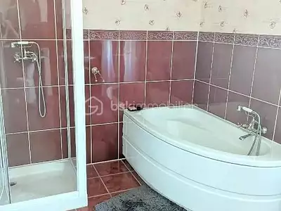 Maison, 283 m²