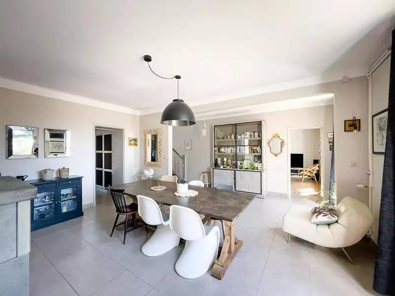 Maison, 175 m²