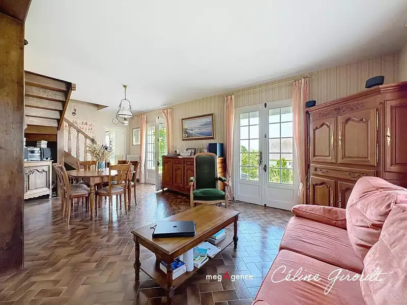 Maison, 145 m²