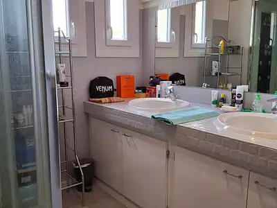 Maison, 246 m²