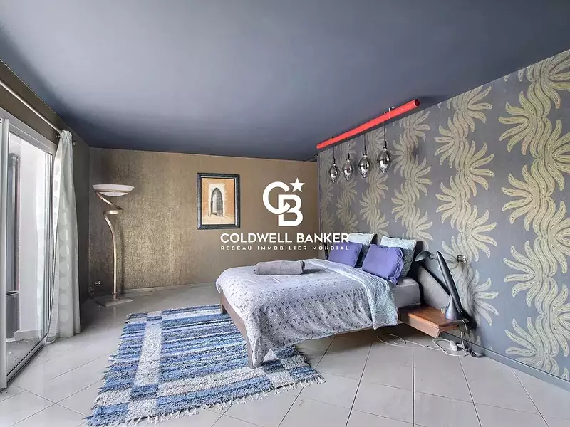 Maison, 230 m²
