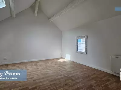 Immeuble, 85 m²