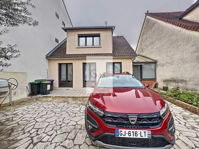 Maison, 90 m²