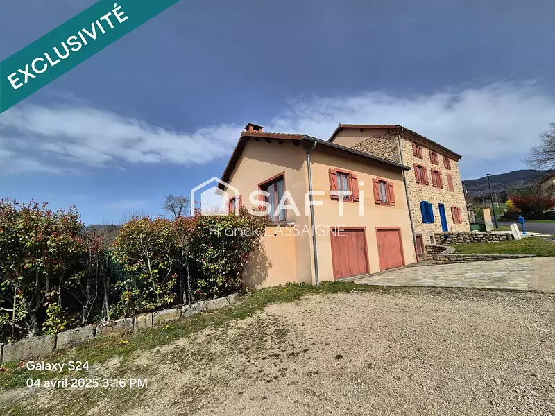 Maison, 230 m²