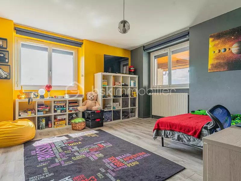 Maison, 167 m²