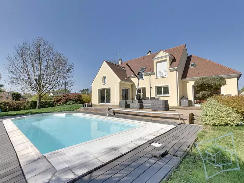 Maison, 205 m²