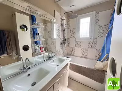 Maison, 110 m²