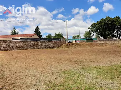 Terrain, 844 m²