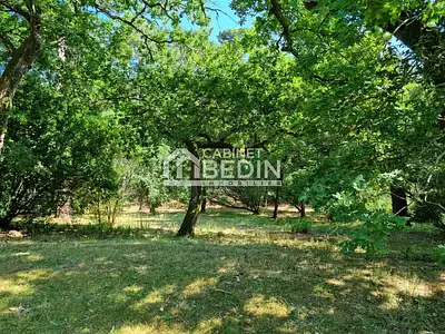 Terrain, 1 050 m²