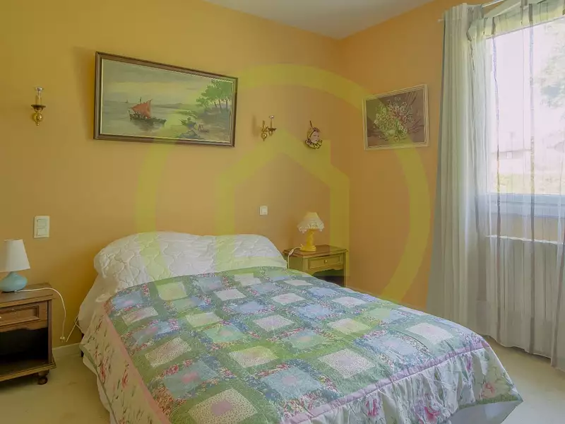 Maison, 194 m²