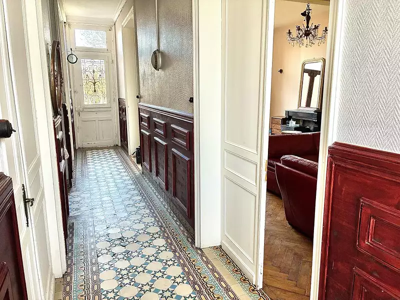 Maison, 245 m²