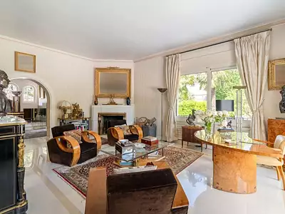 Maison, 491 m²